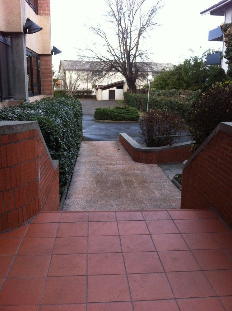 Kyriad Direct Montauban Centre Exterior foto